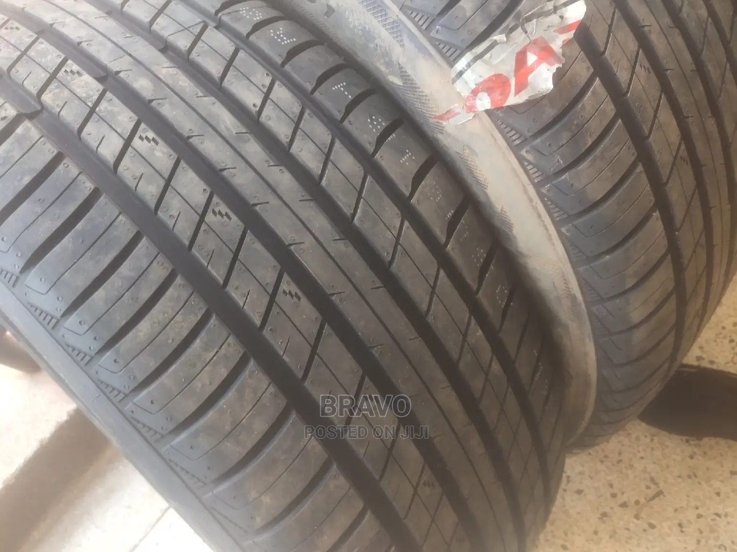 Tyres 255/55r19 Roadx