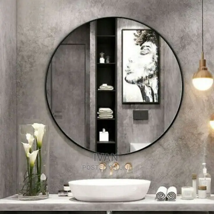 Black Round Mirror
