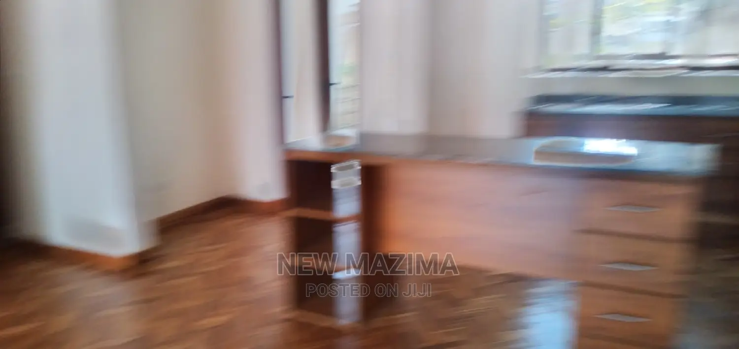 2bdrm Townhouse/Terrace in Buziga Heights, Division a for Sale