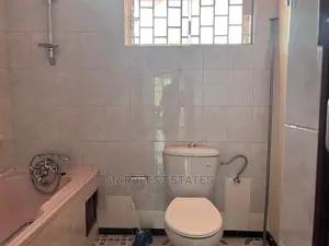 5bdrm Duplex in Bugolobi, Central Division for Rent