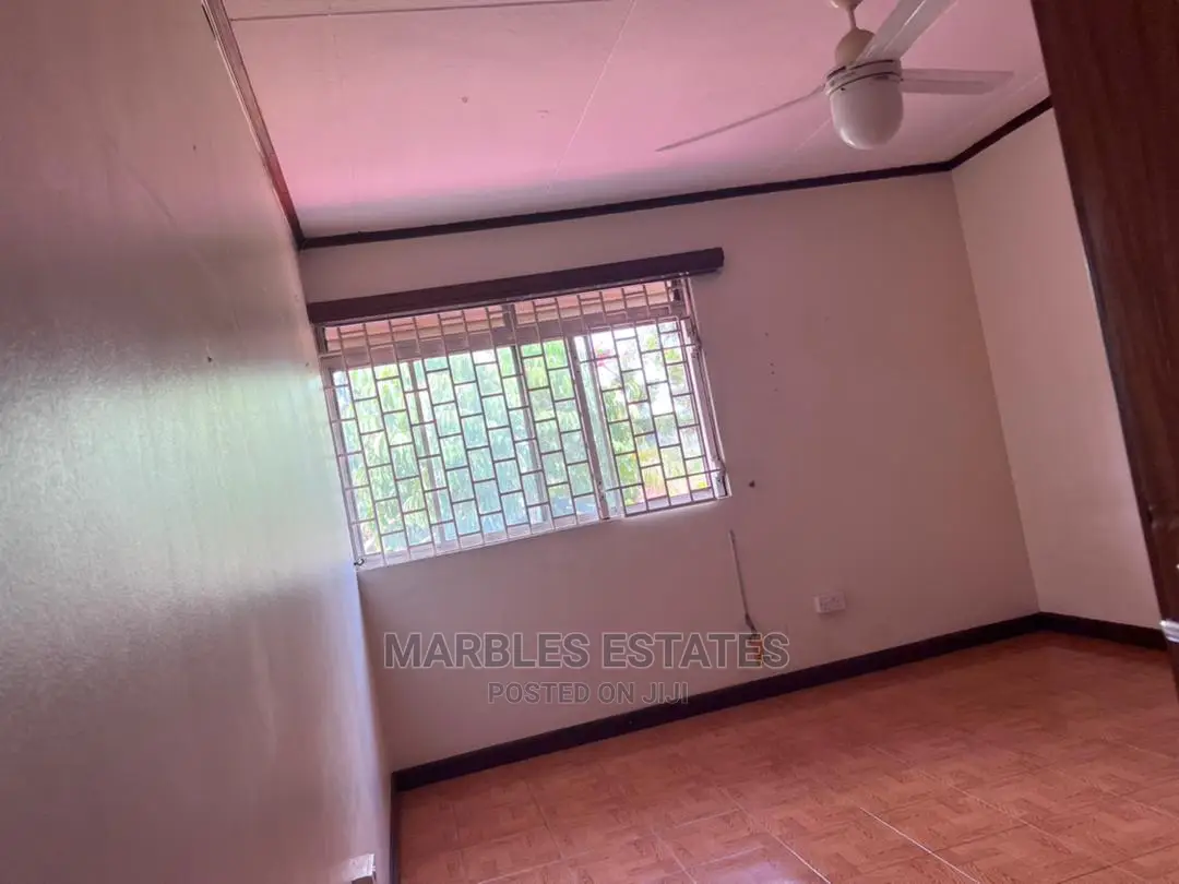 5bdrm Duplex in Bugolobi, Central Division for Rent