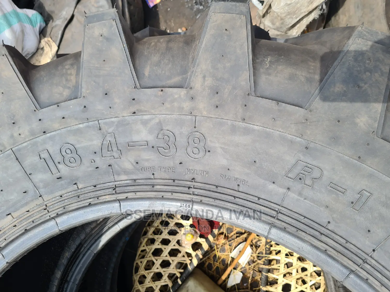 18.4r38 Heavy Duty Tires