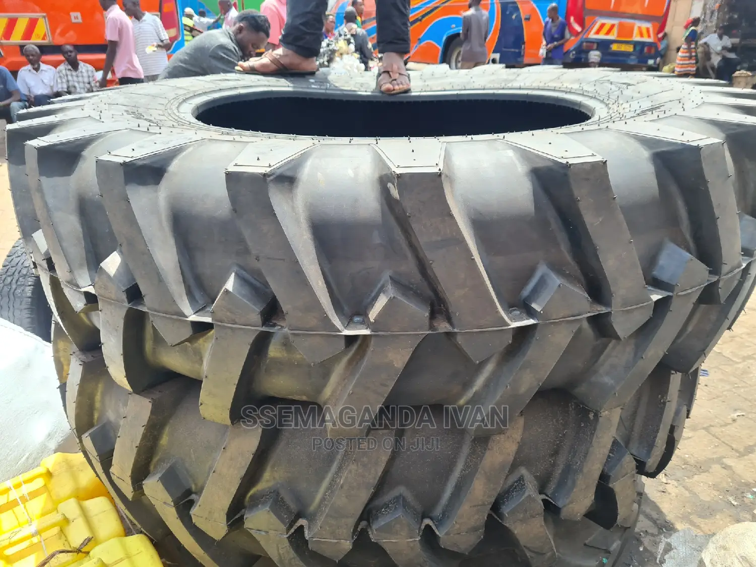 18.4r38 Heavy Duty Tires