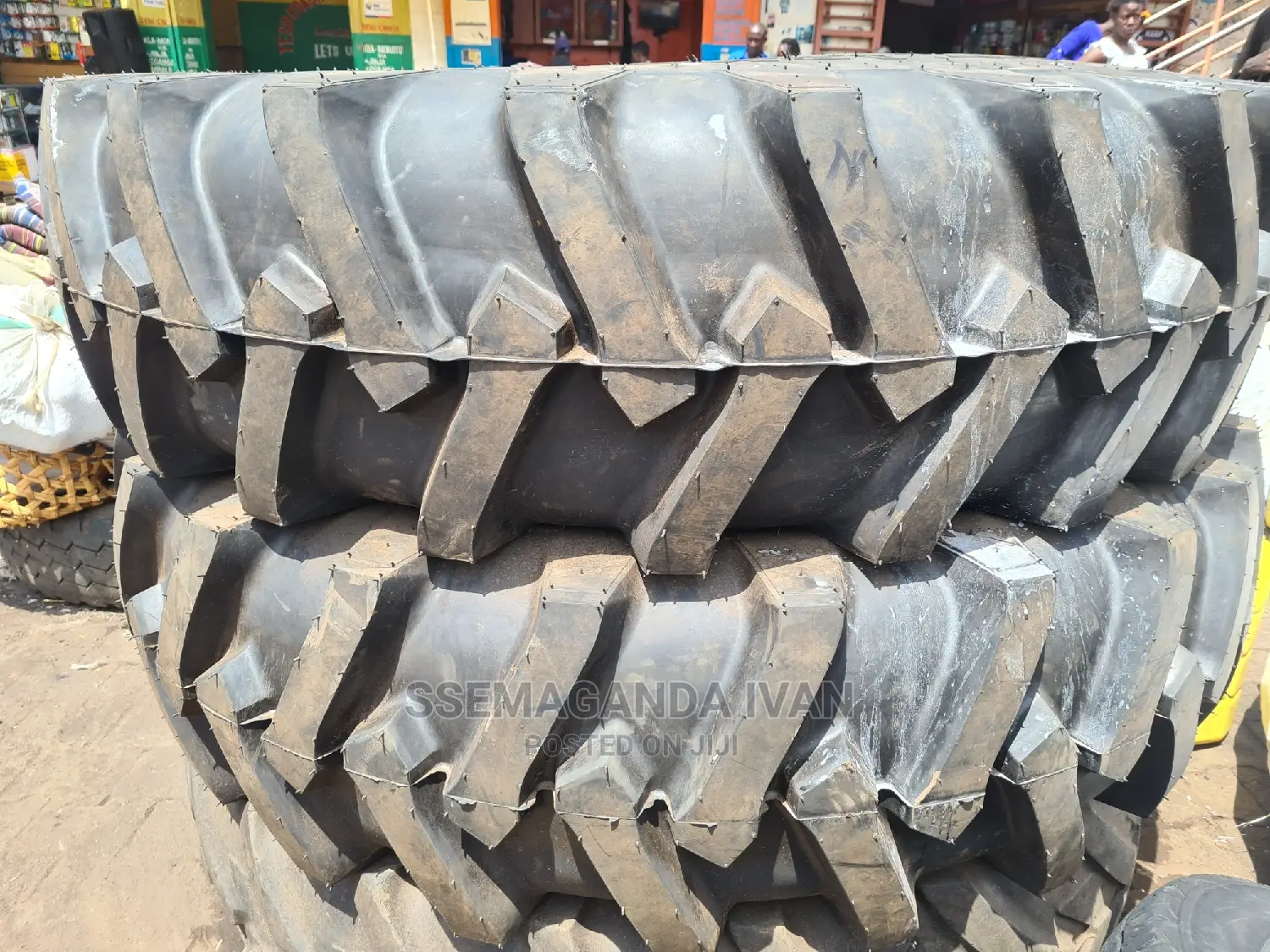 18.4r38 Heavy Duty Tires