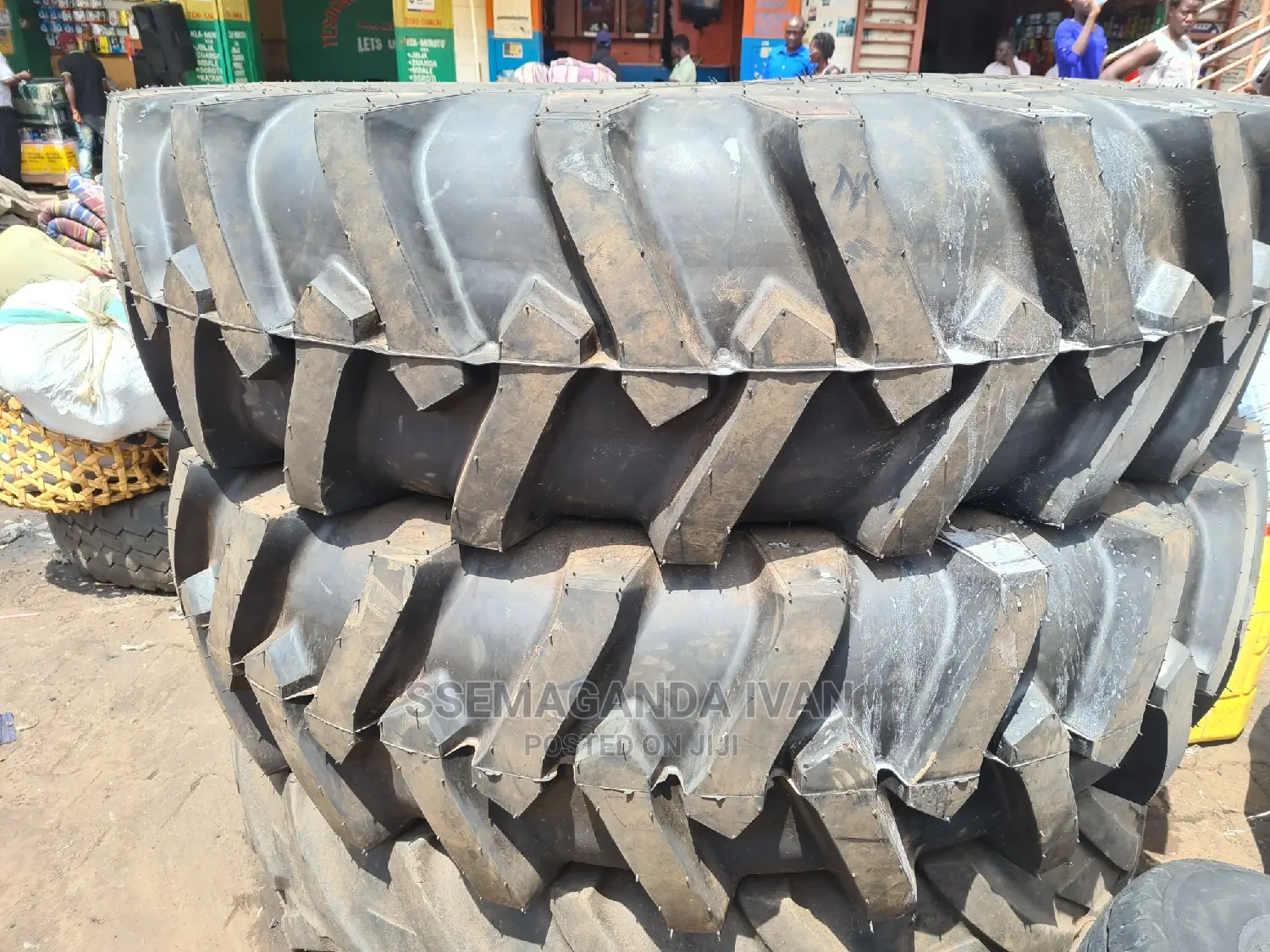 18.4r38 Heavy Duty Tires