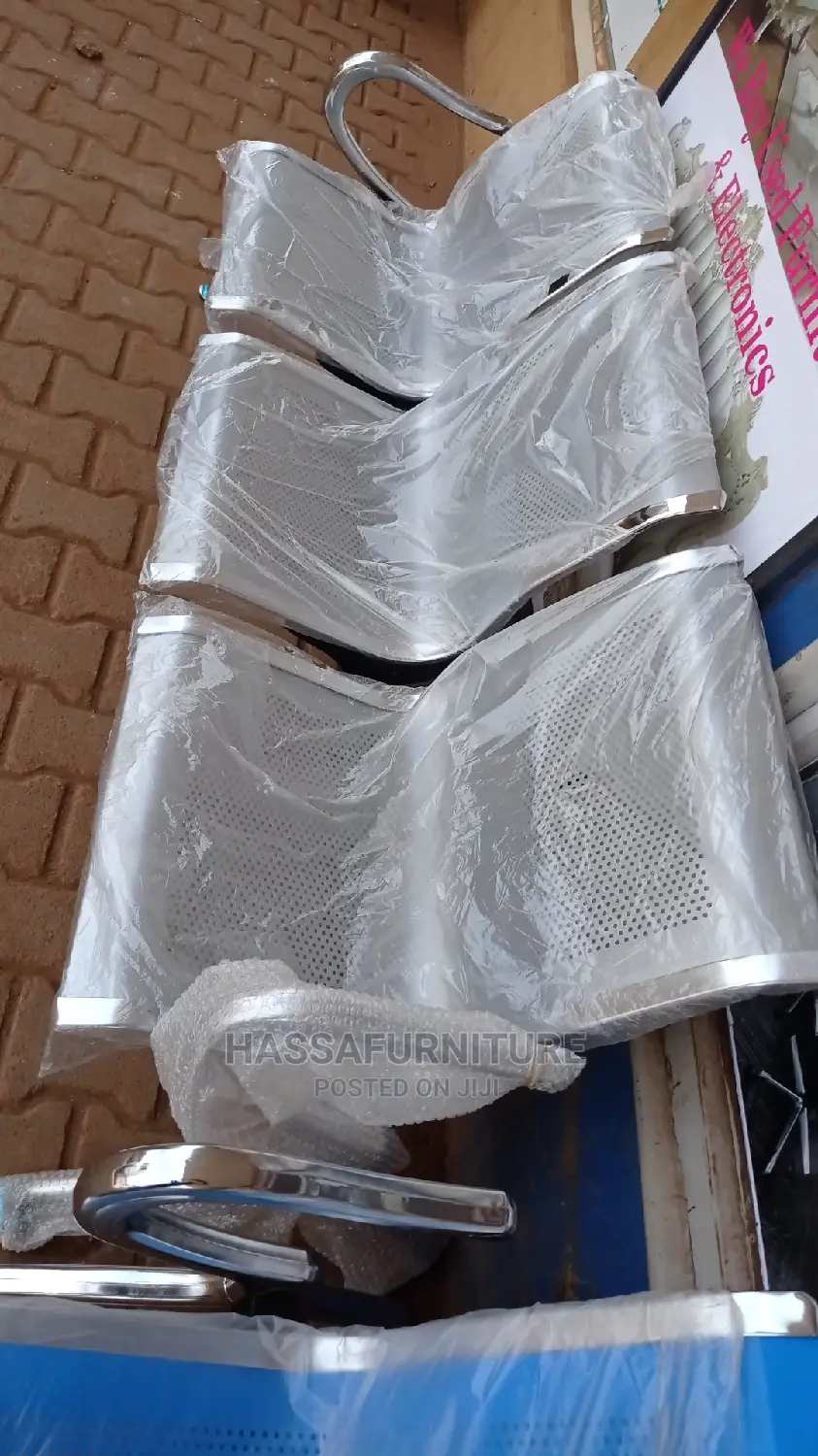 Waiting Chair 3seaters Brand New