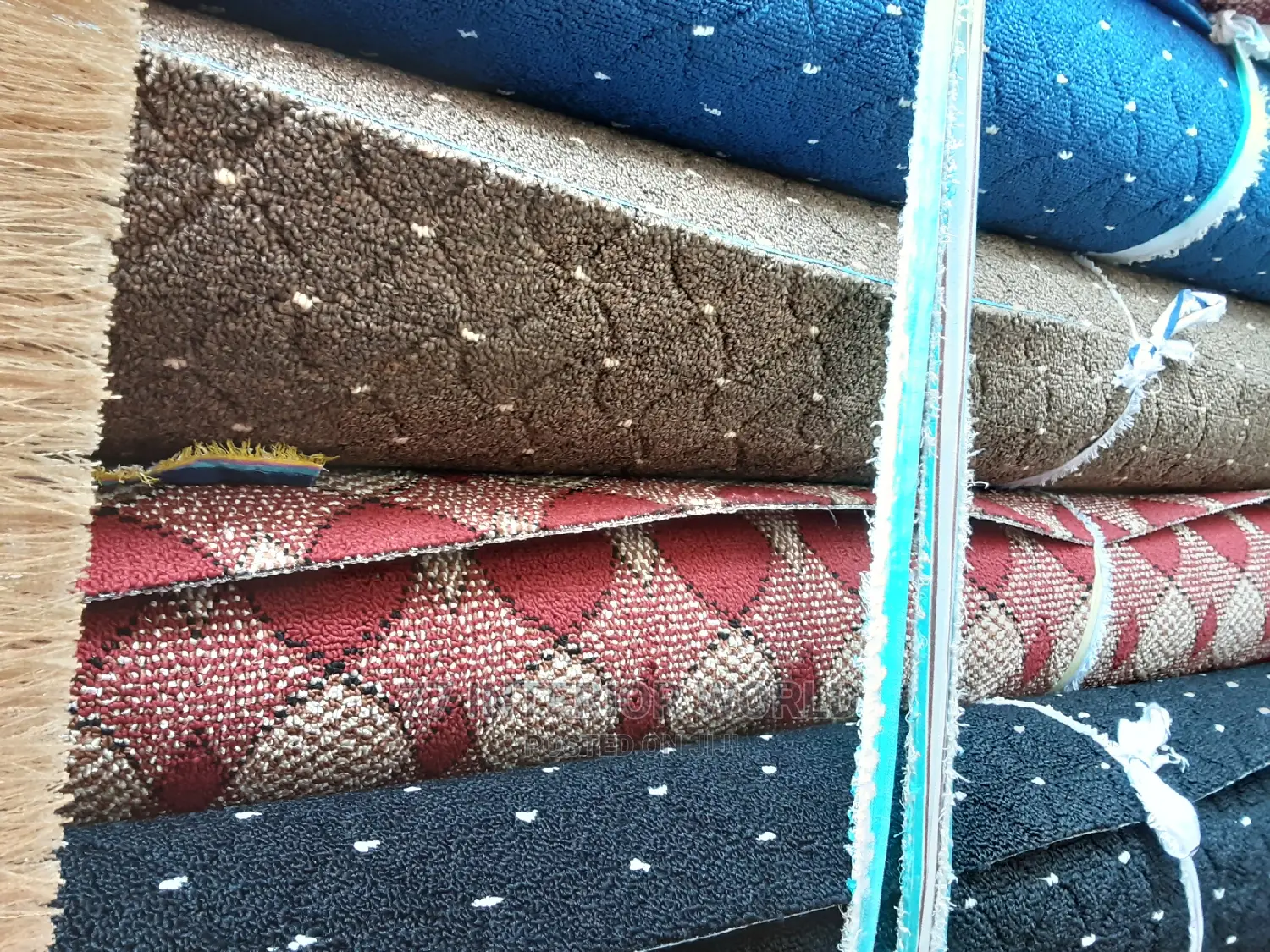 Wall to Wall Carpets 0110