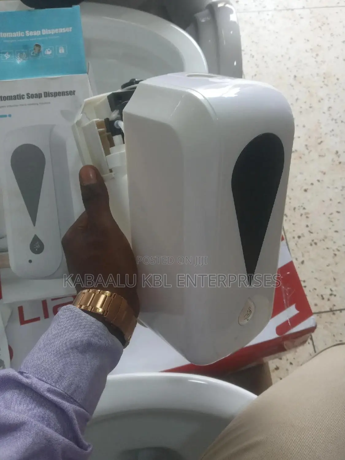 Automatic Saop Dispenser