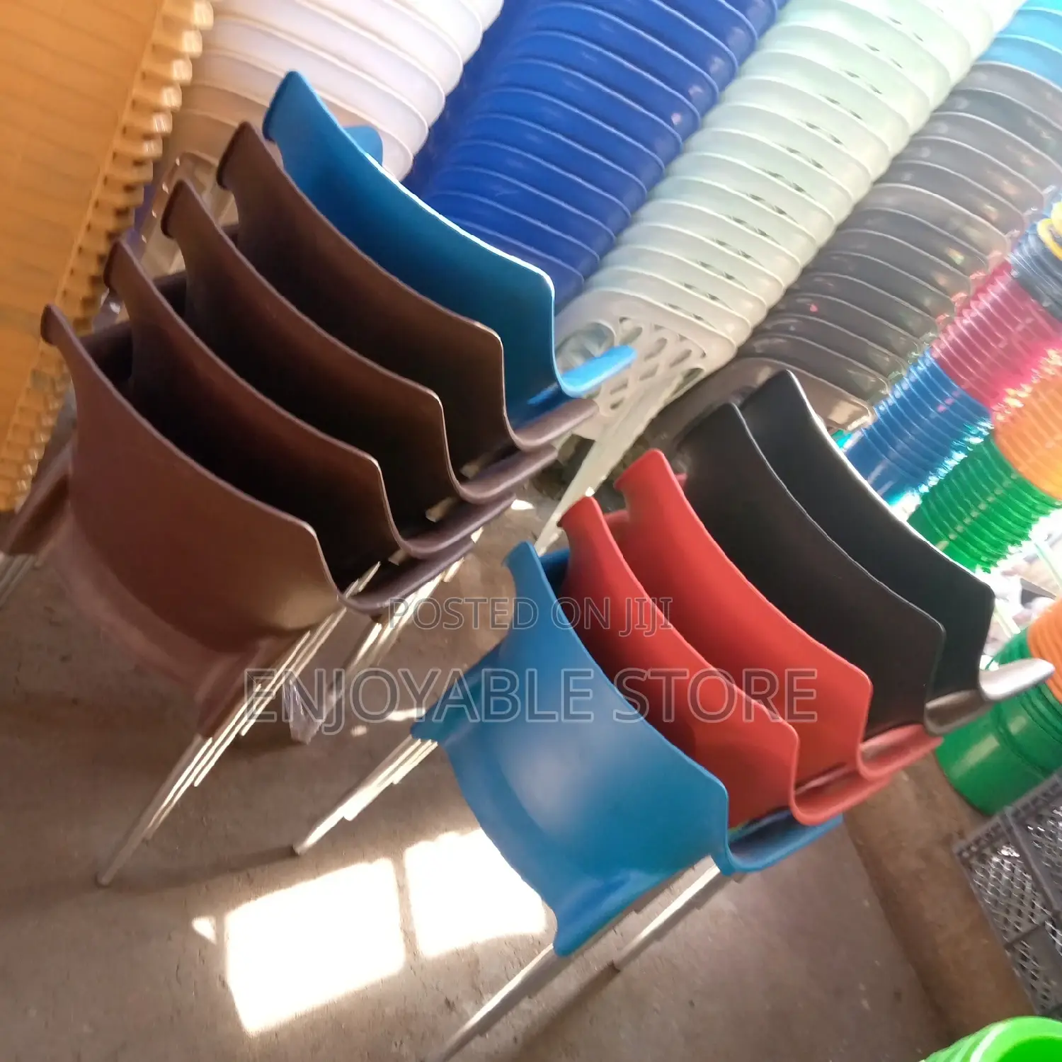 Plastic Strong Armed VIP Chair