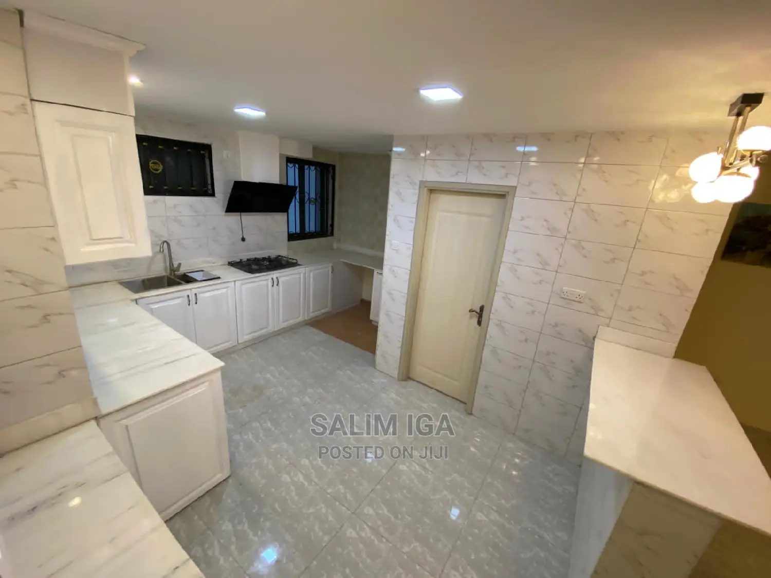 3bdrm Apartment in Kololo Property, Central Division for Rent