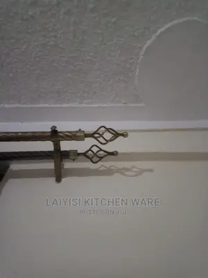 6metres Curtain Rods With End Caps and Holders Apair