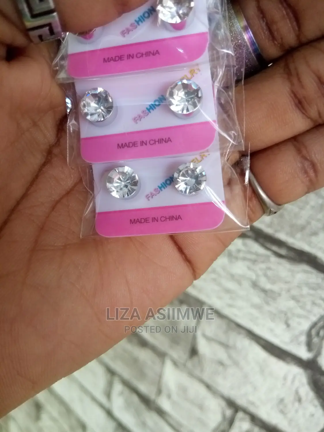 Mens Iced Magnetic Earpins