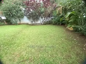 Furnished 4bdrm Bungalow in Kira Wealthy Estate for Sale