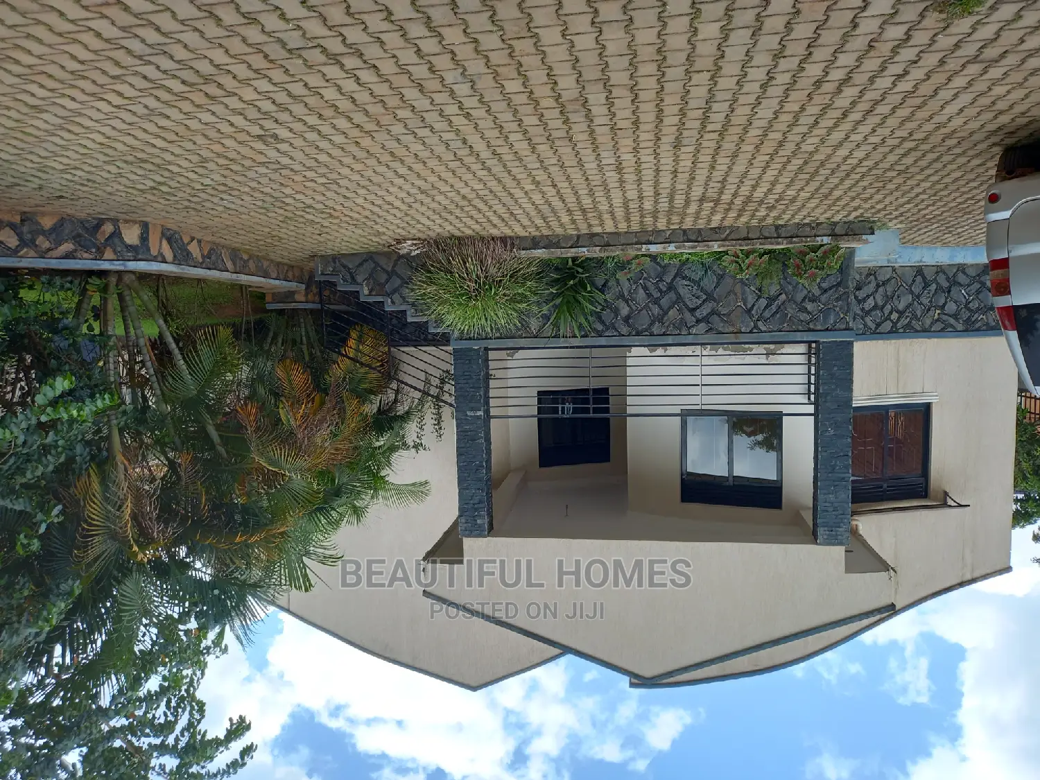 Furnished 4bdrm House in Kira Executive for Sale