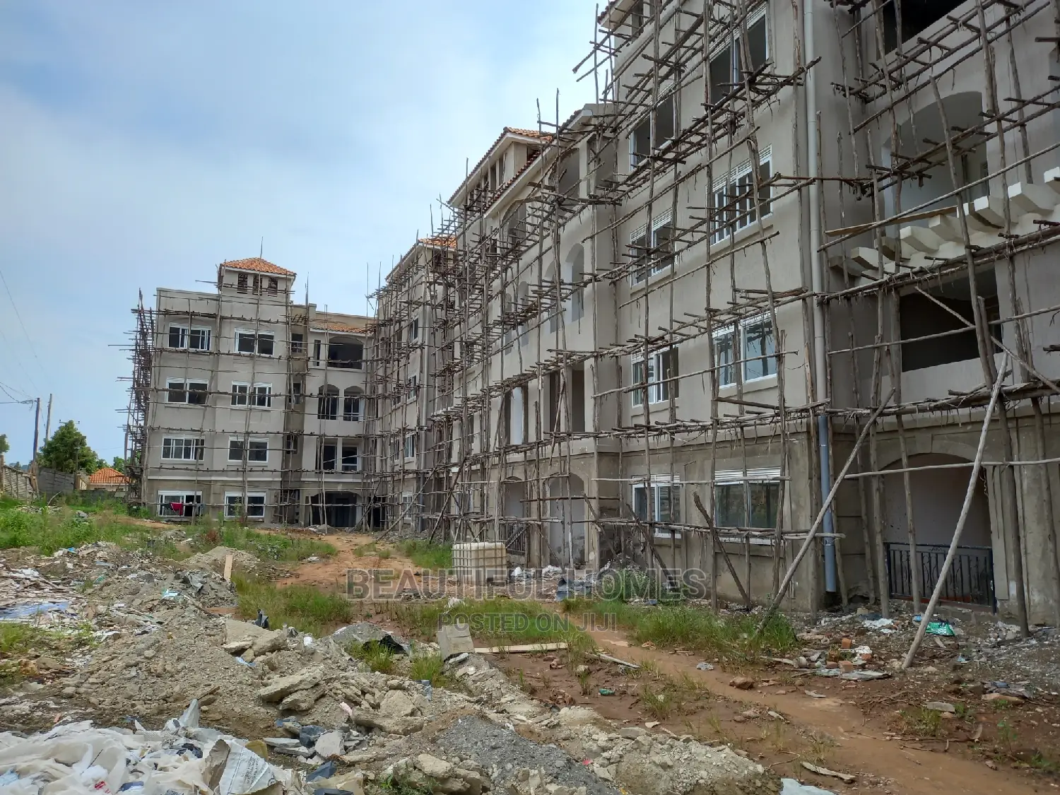 Furnished 3bdrm Condo in Naalya, Central Division for Sale