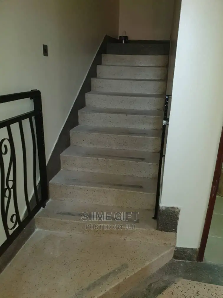 4bdrm Duplex in Nalya Near Nothern, Central Division for rent