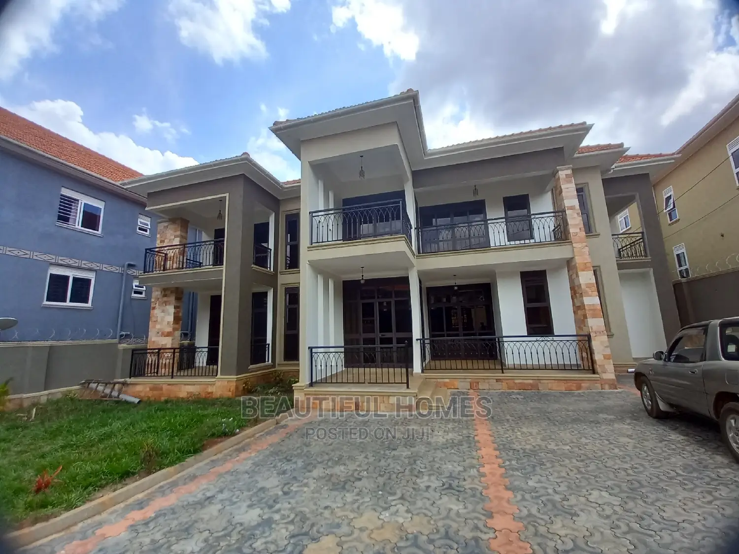 Furnished 7bdrm Mansion in Najjera Mansions, Central Division for Sale