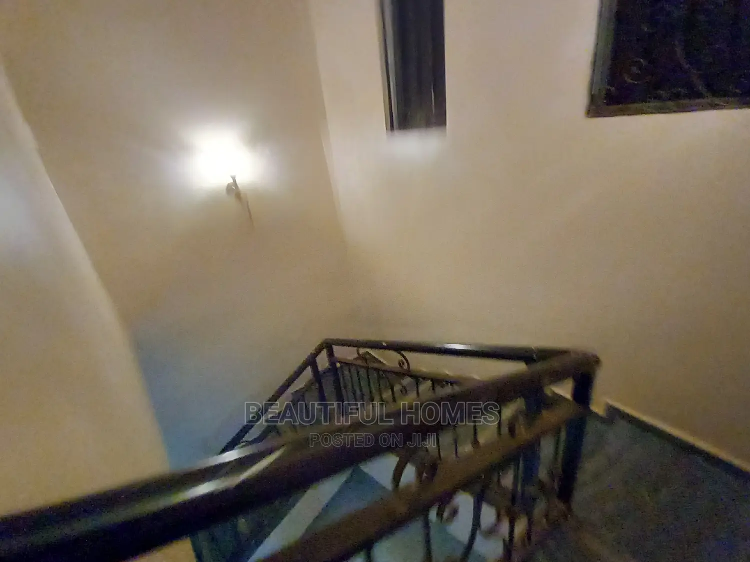 Furnished 4bdrm Duplex in Kira Tarmacked for Sale