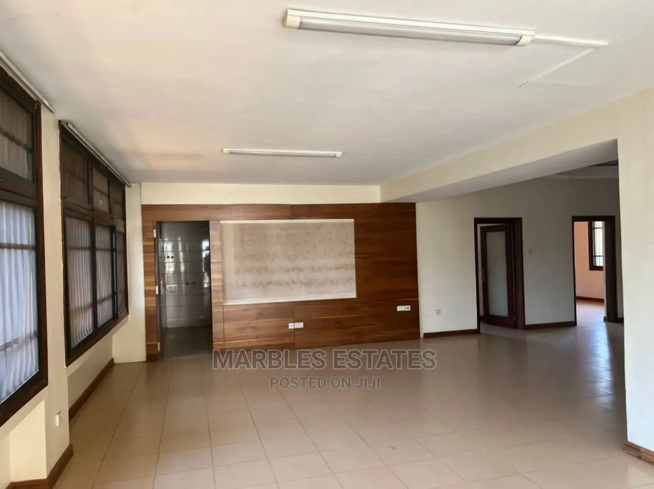 10bdrm House in Kololo, Central Division for Rent