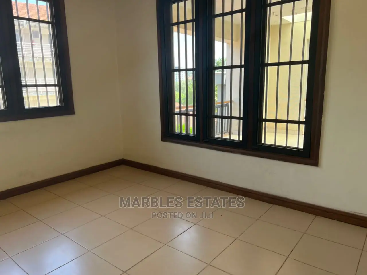 6bdrm Bungalow in Bugoloobi, Central Division for Rent
