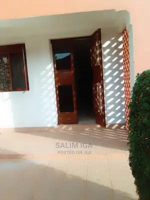 3bdrm Townhouse/Terrace in Kololo Property, Central Division for Rent