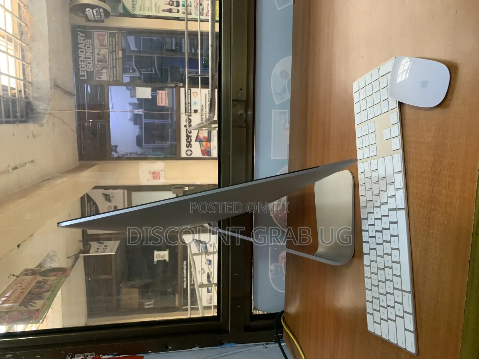 Desktop Computer Apple iMac 8GB Intel Core I5 HDD 1T