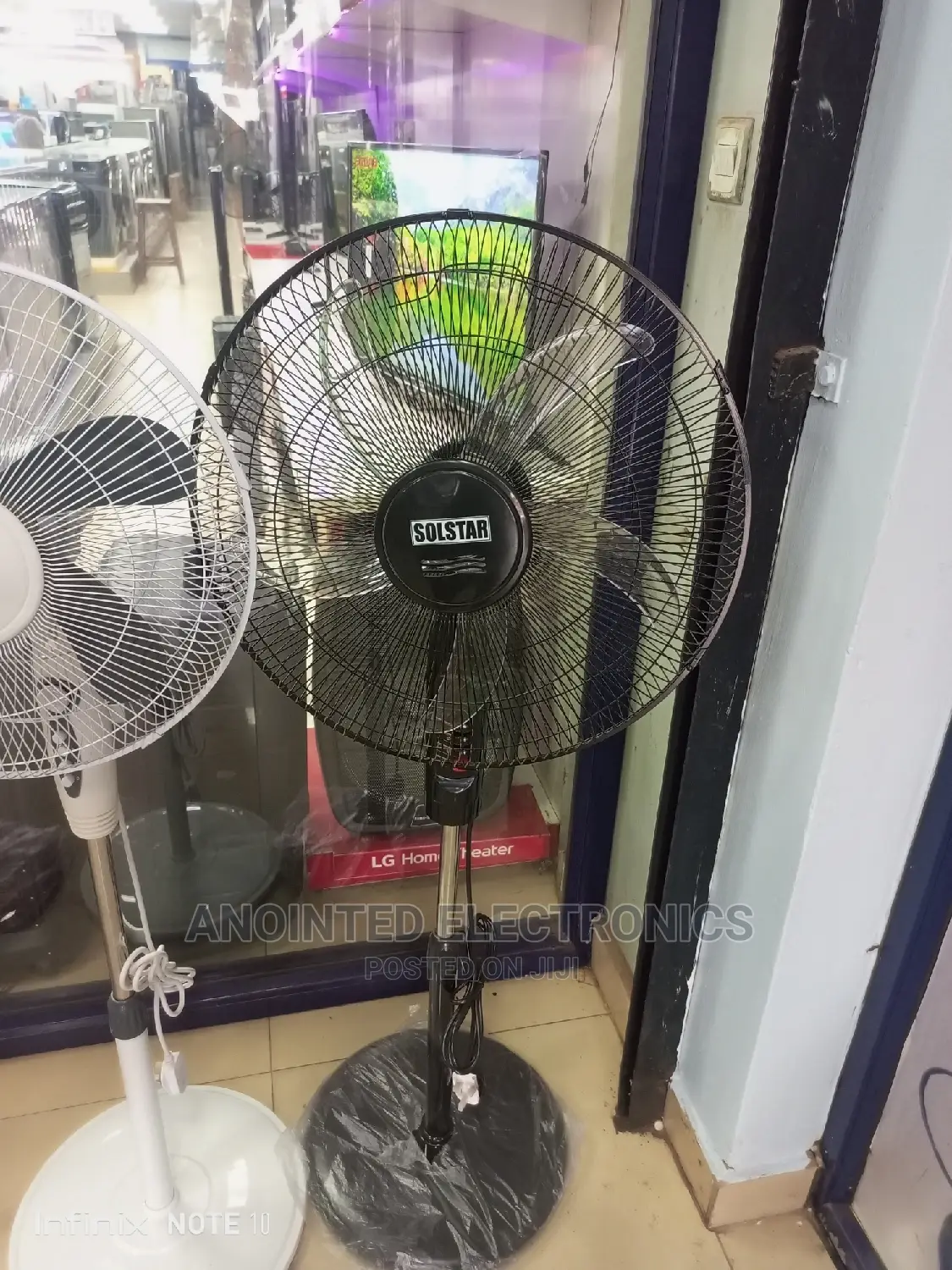 Solster Stand Blac