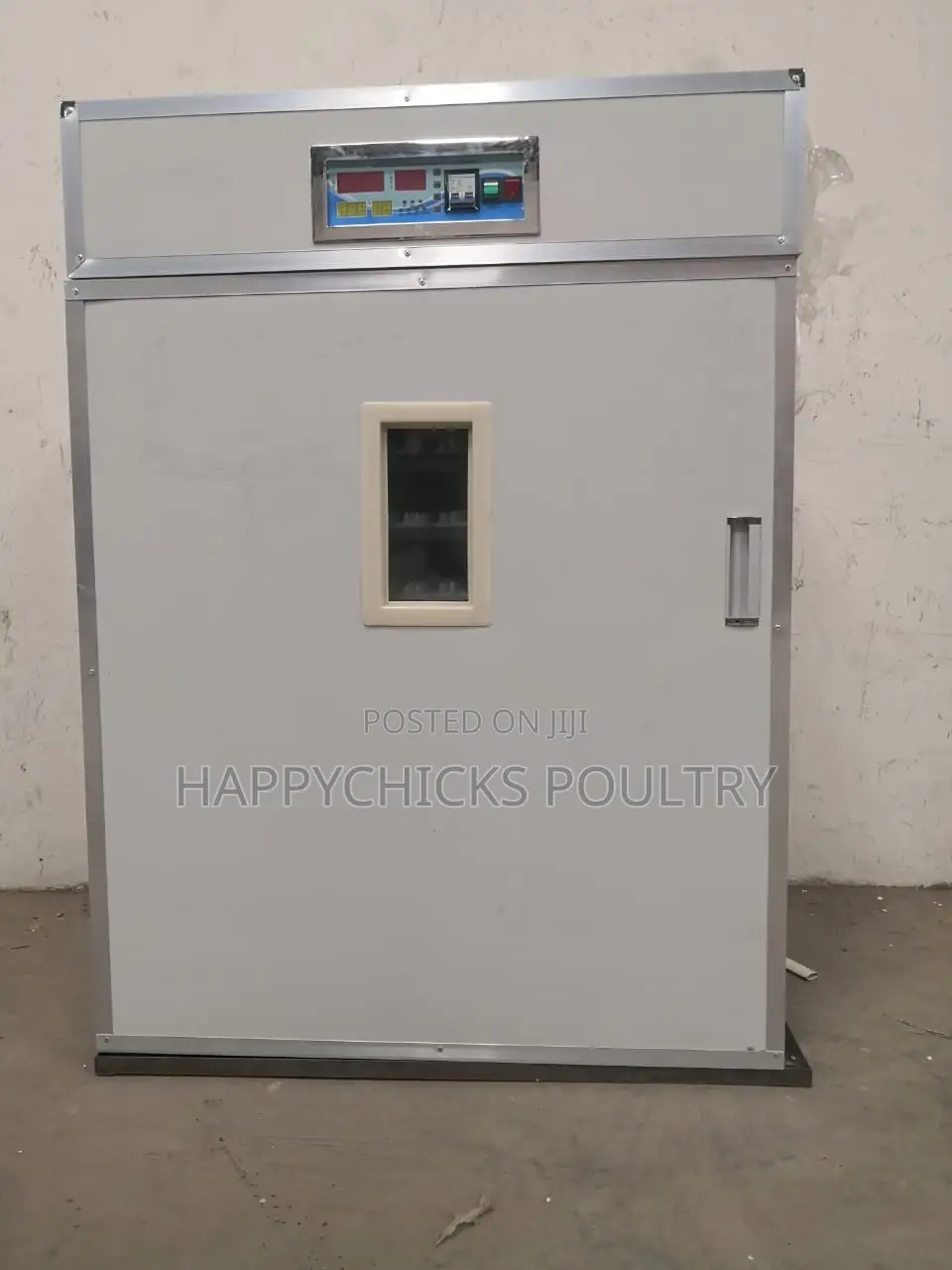 1056 Egg Capacity Incubator