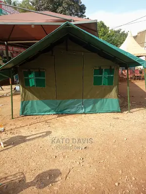 8 People Sleeping Tent
