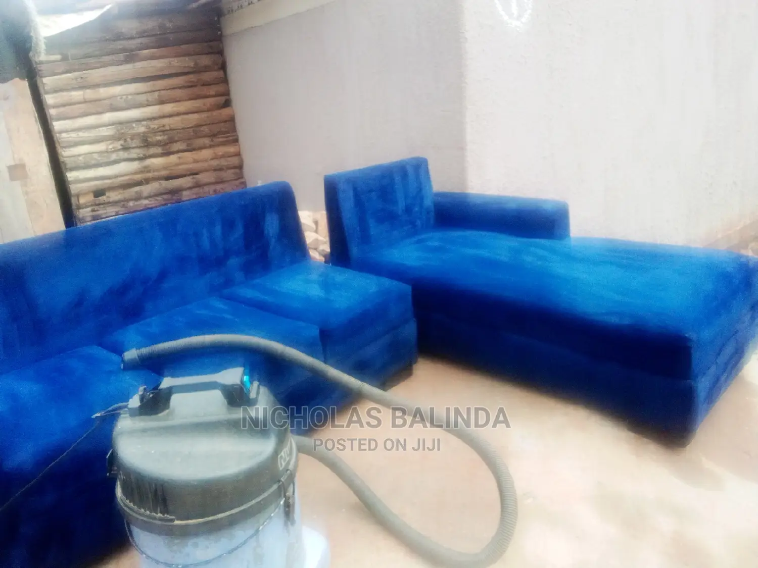 Express Sofa Cleaning In Progress