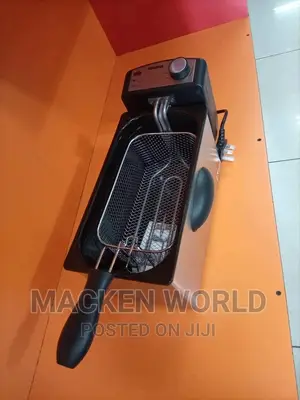 Geepas Deep Fryer 3L