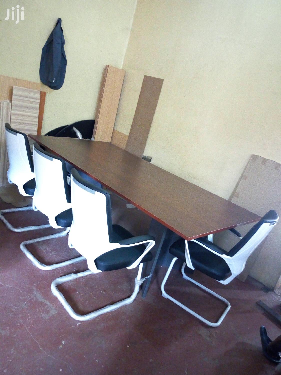 Malaysian Bordroom Table