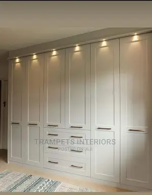 Trampets White Wardrobes Call