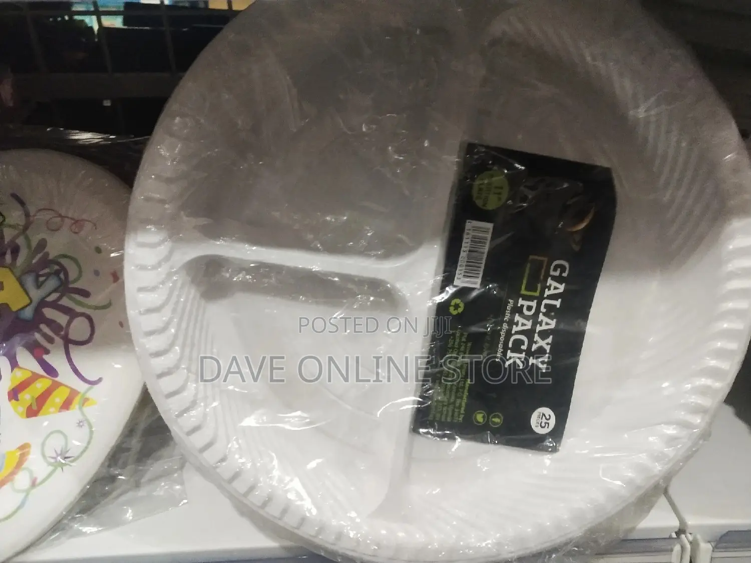 Disposable Plastic Plates