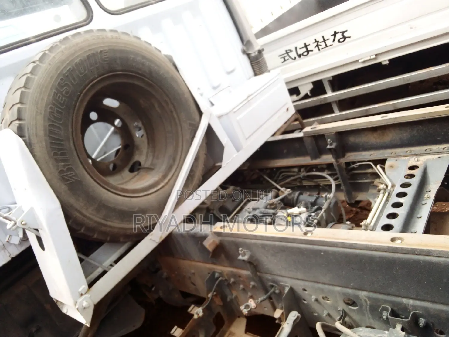 Hino 1990 in Good Condition