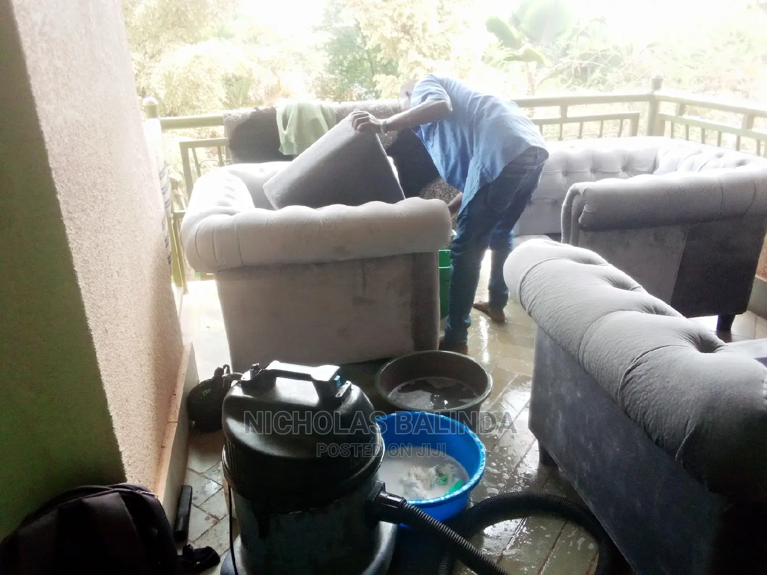 Limited Time Discounted Offer for Sofa Cleaning