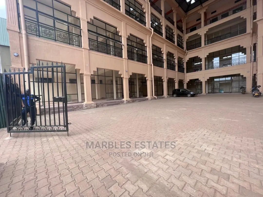 220sqm of Warehouse for Rent in Industrial Area at $10