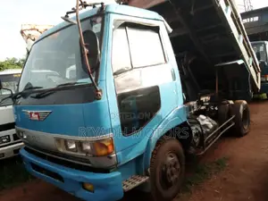 Hino Dumper