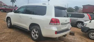 Toyota Land Cruiser 2009 White
