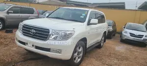 Toyota Land Cruiser 2009 White