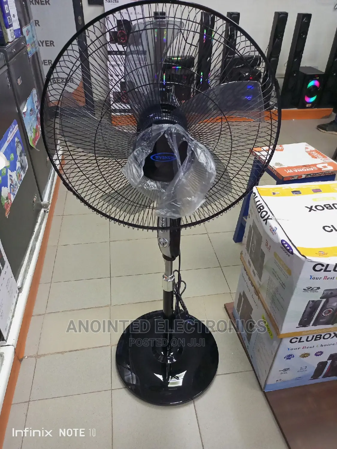 Venus Stand Fan Black