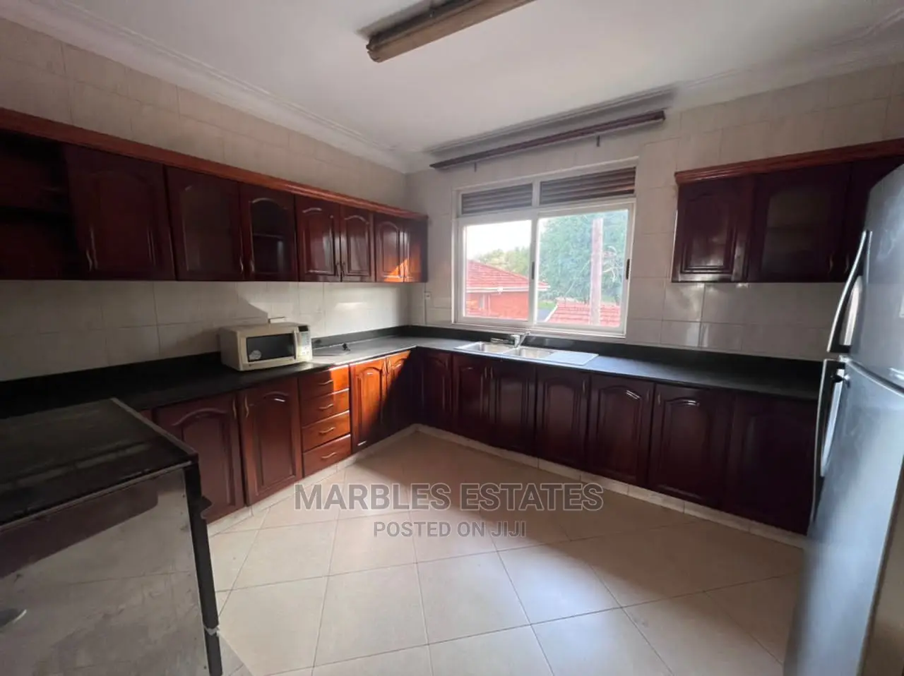 Furnished 3bdrm Apartment in Naguru, Central Division for Rent