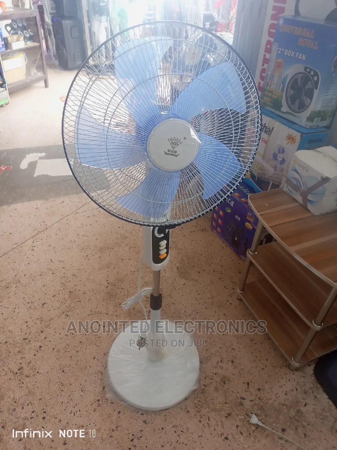 Diamond Original Stand Fan