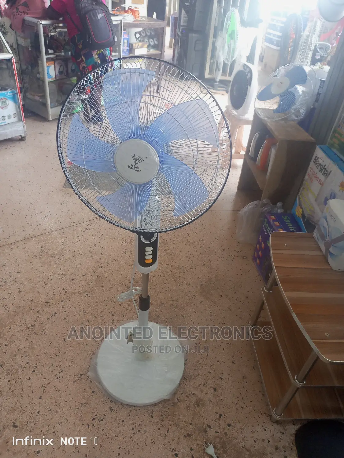 Diamond Stand Fan