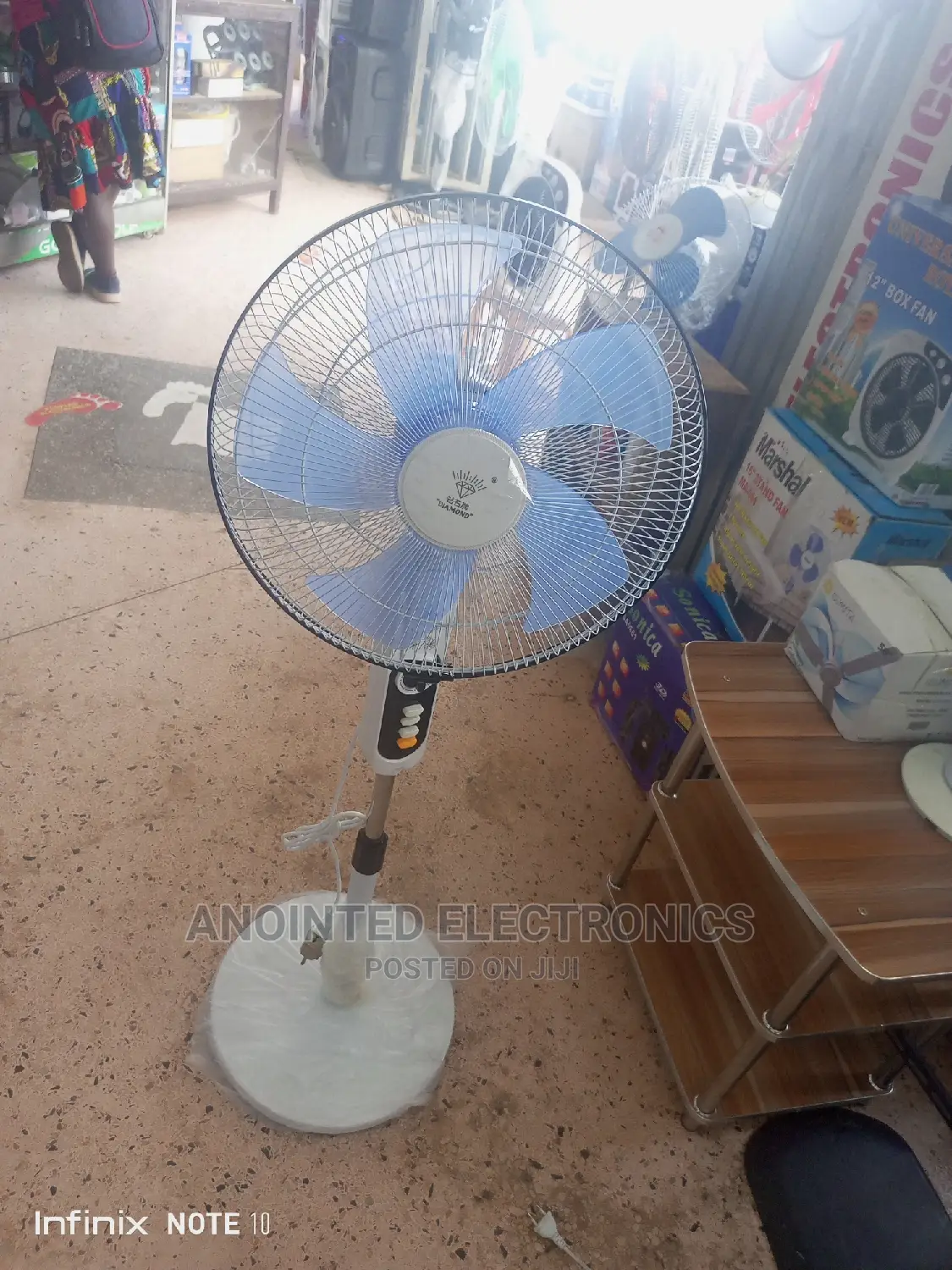Diamond Stand Fan