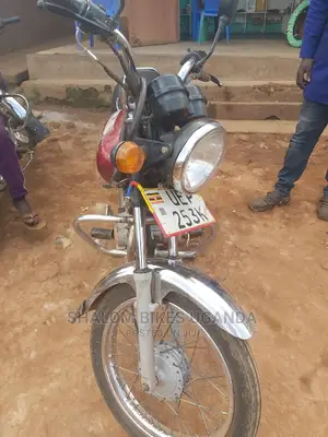 New Bajaj Boxer 2019 Red