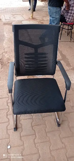 Executive Mesh Waiting Chair