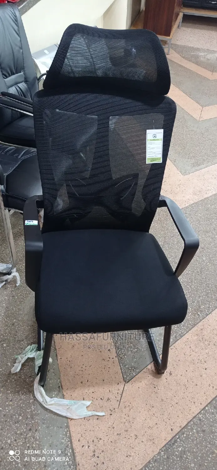 Mesh Waiting Chair Brand New
