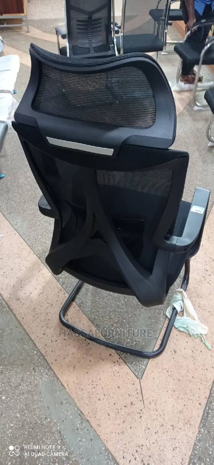 Mesh Waiting Chair Brand New