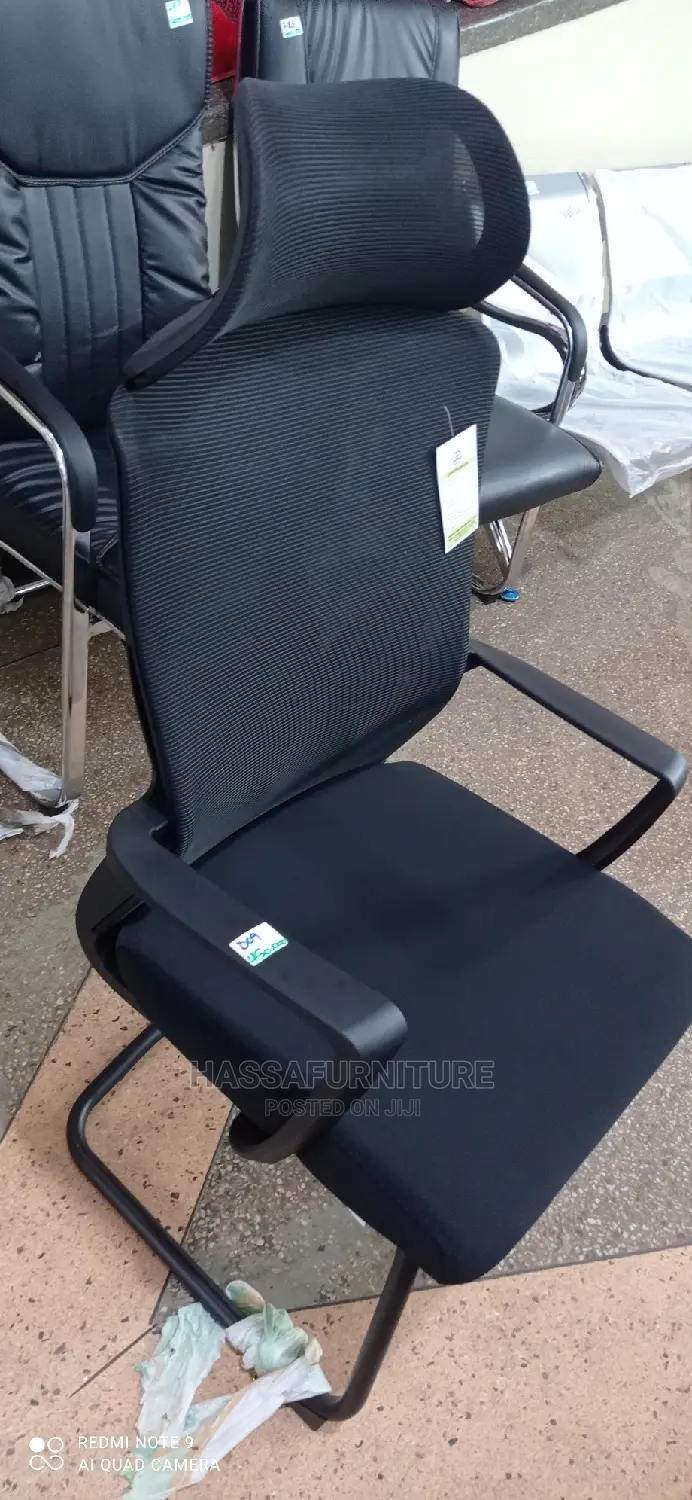 Mesh Waiting Chair Brand New